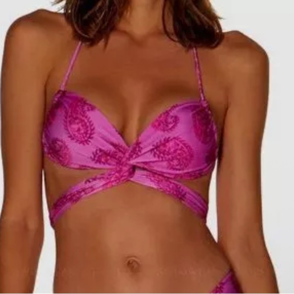 Vix Solid Livia Multi-Way Top